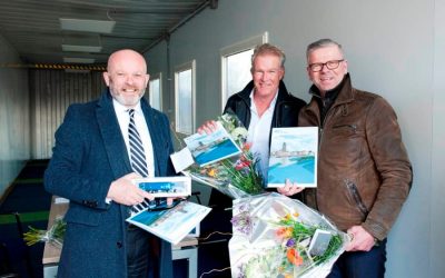 Containeroverslag in de haven voor duurzaam vervoer